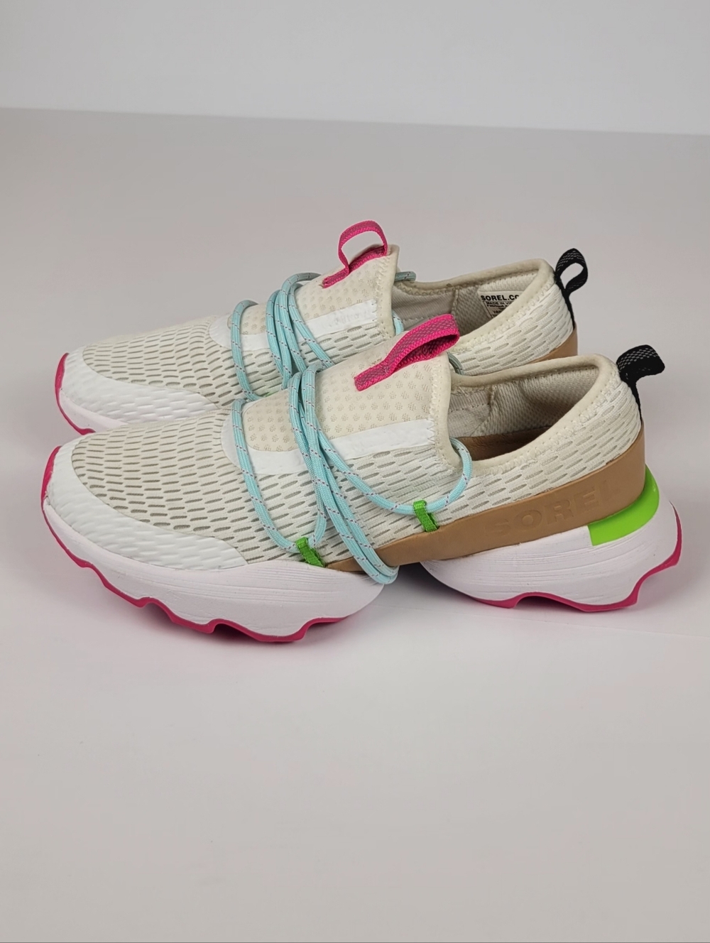 Sorel Kinetic Impact Lace Sneakers Women’s Size 8 White Pink Chunky Athletic